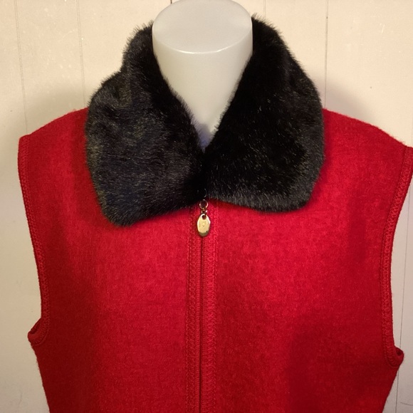 Lisa International womens boiled wool vest with faux removable collar size XL - Picture 2 of 8